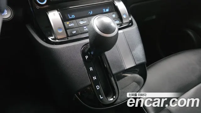 Hyundai Casper — фото 9