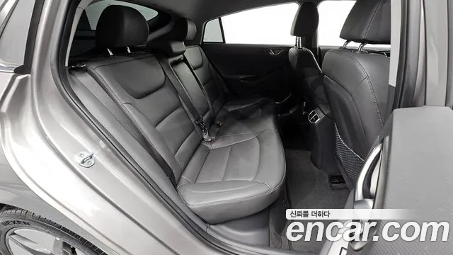 Hyundai Ioniq 5 — фото 11