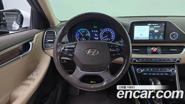 Hyundai Grandeur — фото 12