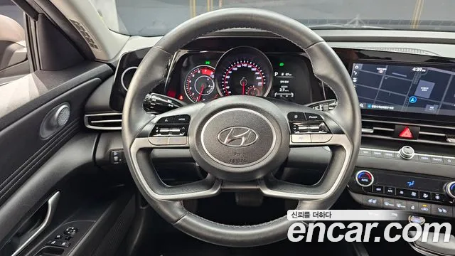 Hyundai Avante — фото 13