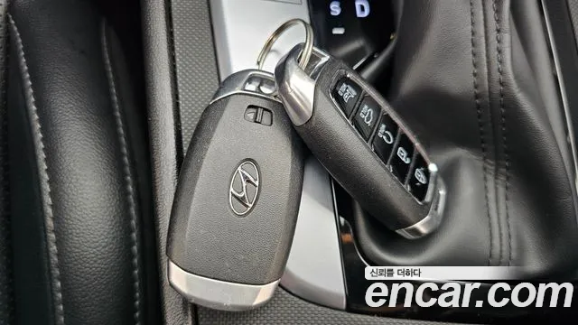 Hyundai Avante — фото 19