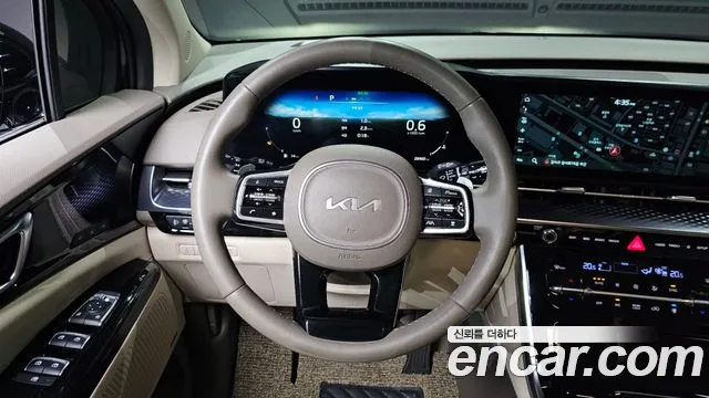 Kia Carnival — фото 13