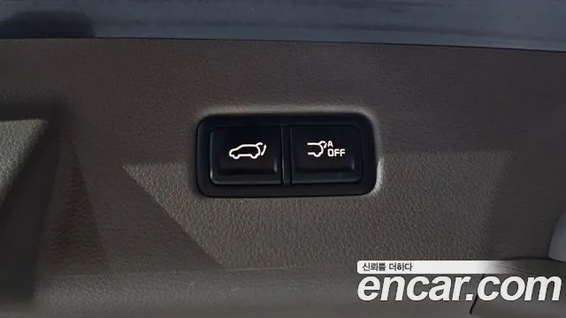 Kia Carnival — фото 36
