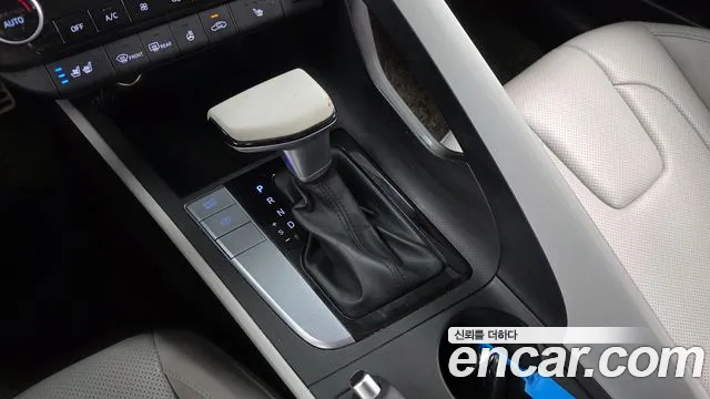 Hyundai Avante — фото 9