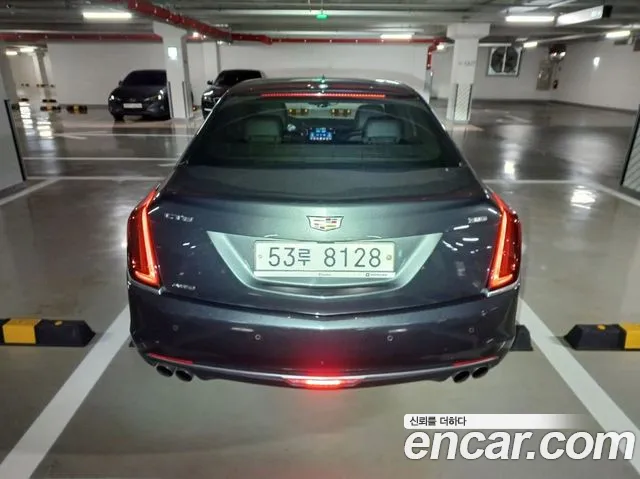 Cadillac CT6 — фото 2