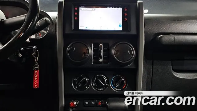 Jeep Wrangler — фото 14