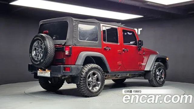 Jeep Wrangler — фото 2