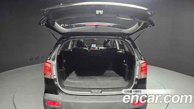 Kia Sorento — фото 19