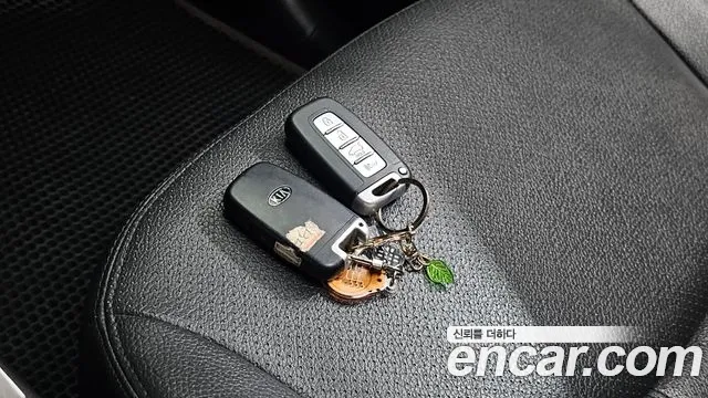Kia Sorento — фото 33