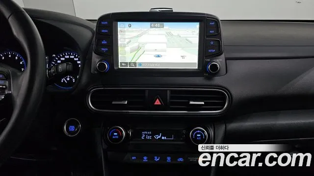 Hyundai Kona — фото 12