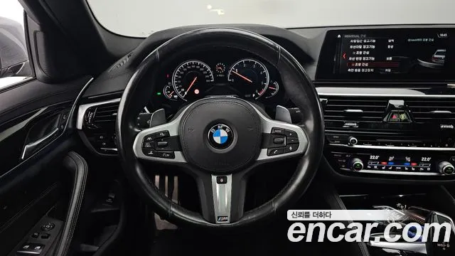 BMW 5-Series — фото 14