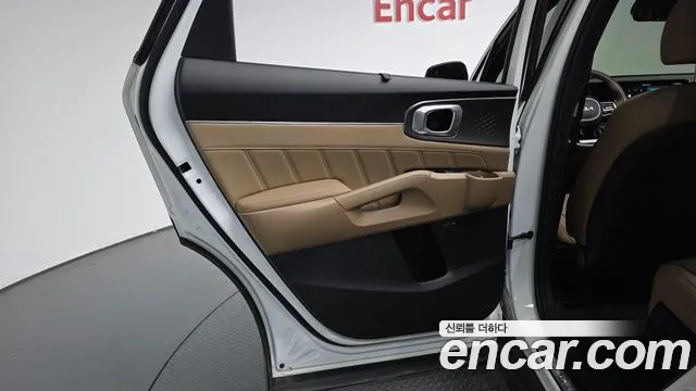 Kia Sorento — фото 25