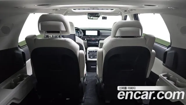 Kia Carnival — фото 29