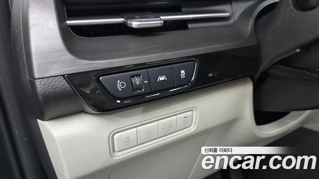 Kia Carnival — фото 36