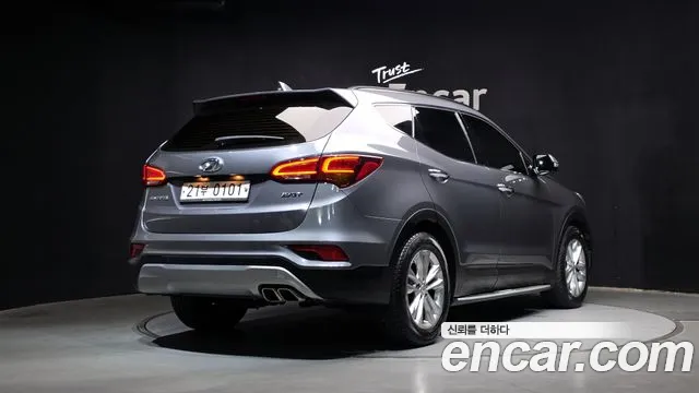 Hyundai Santa Fe — фото 2