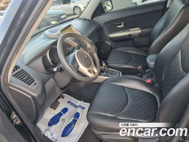 Kia Soul — фото 8