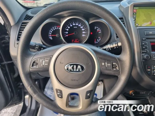 Kia Soul — фото 9