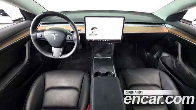 Tesla Model 3 — фото 7