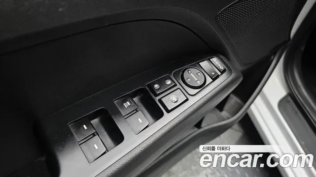 Hyundai Avante — фото 19