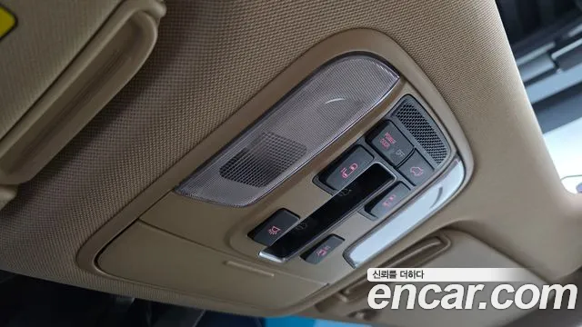 Kia Carnival — фото 14