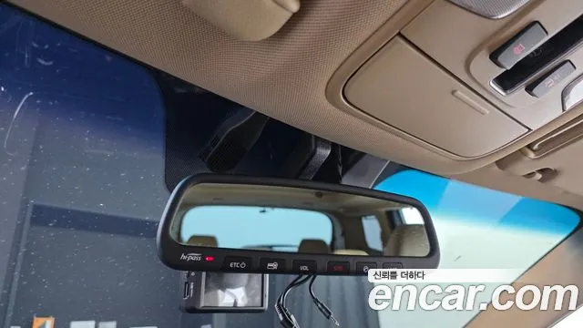 Kia Carnival — фото 18