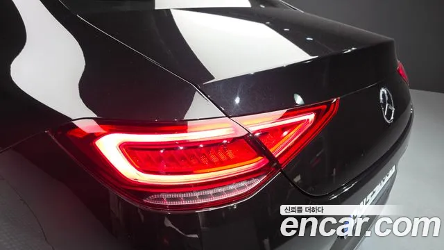 Mercedes-Benz CLS-Class — фото 23