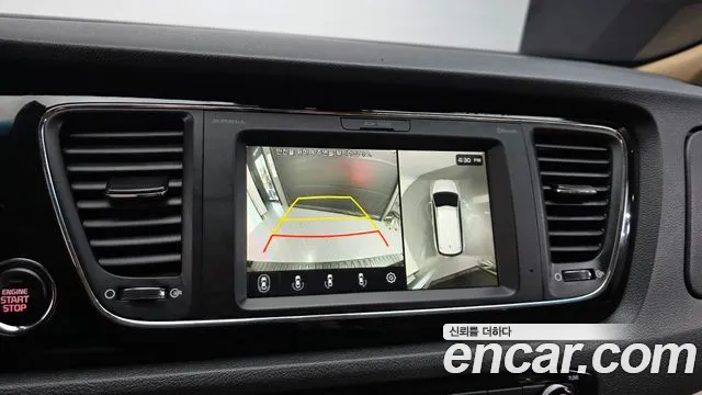 Kia Carnival — фото 14