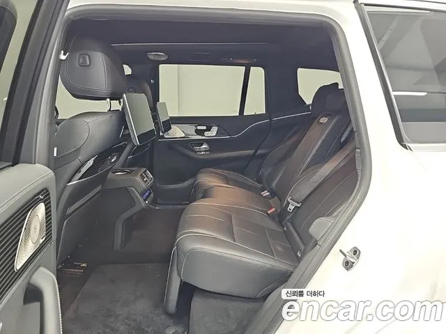 Mercedes-Benz GLS-Class — фото 12