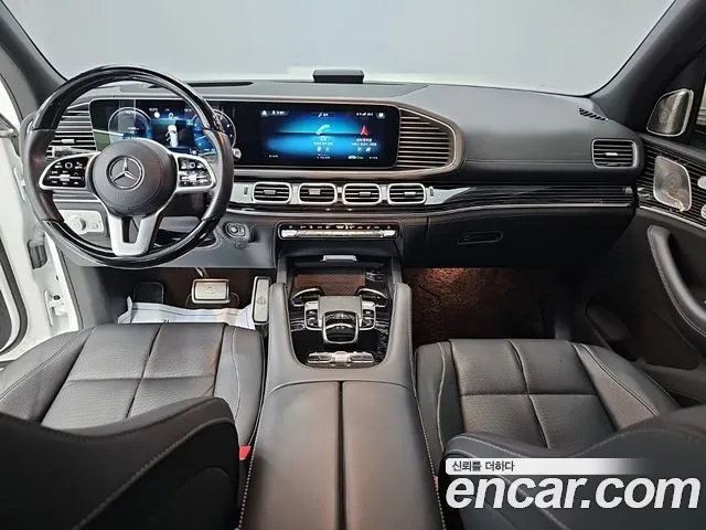 Mercedes-Benz GLS-Class — фото 7