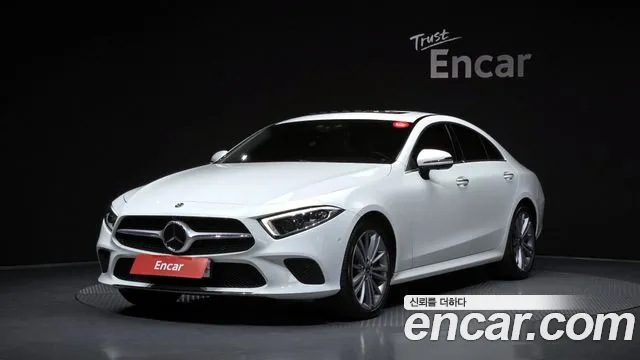Mercedes-Benz CLS-Class — фото 1