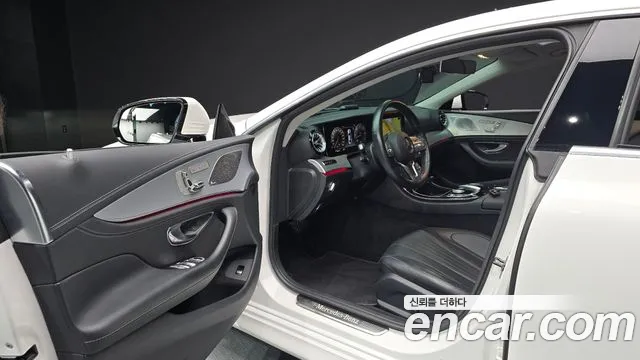 Mercedes-Benz CLS-Class — фото 10