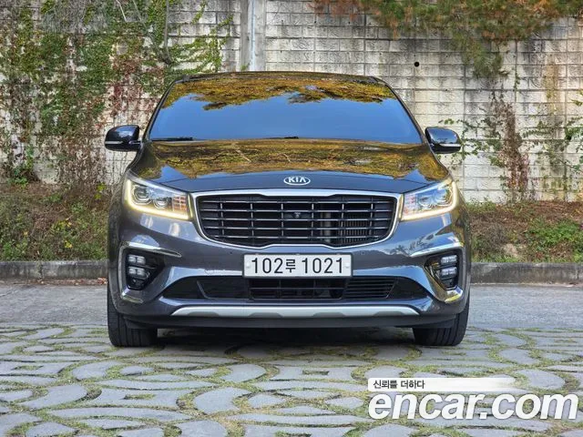 Kia Carnival — фото 3