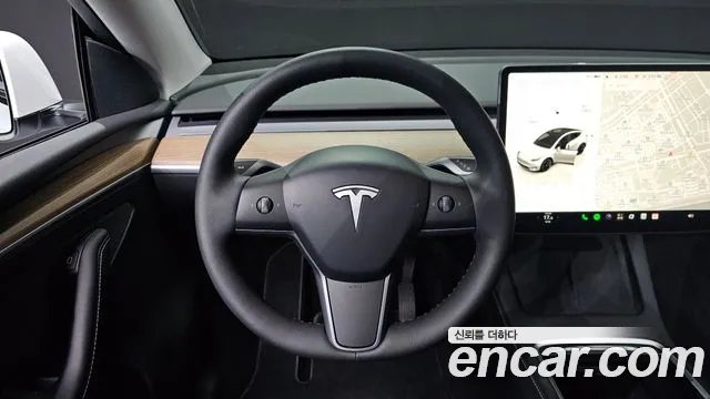 Tesla Model Y — фото 13