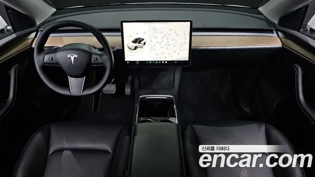 Tesla Model Y — фото 7