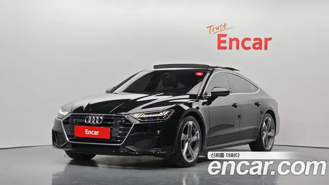 Audi A7 — фото 1