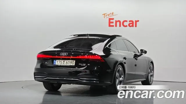 Audi A7 — фото 2