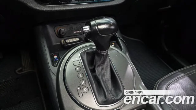 Kia Sportage — фото 9