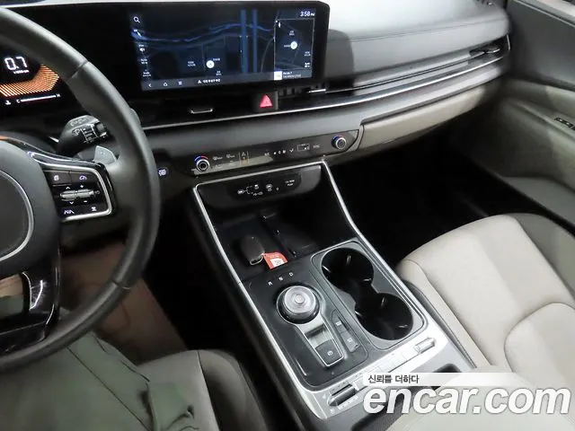 Kia Carnival — фото 12