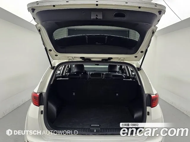 Kia Sportage — фото 19