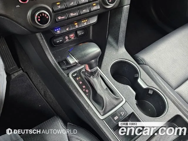 Kia Sportage — фото 9