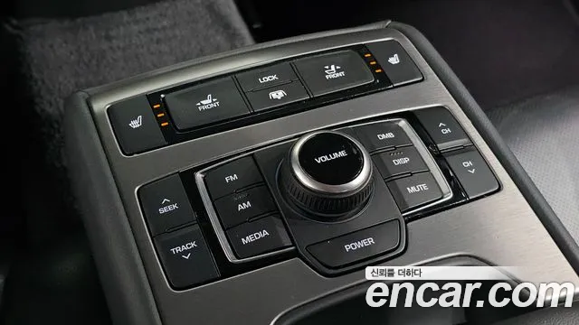 Hyundai Genesis — фото 18