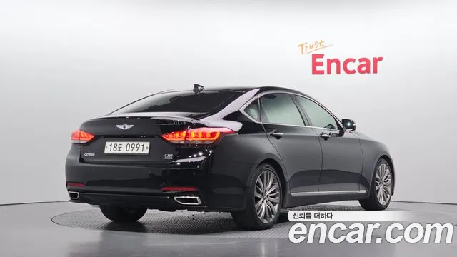 Hyundai Genesis — фото 2