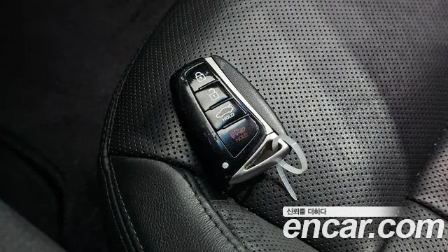 Hyundai Genesis — фото 34