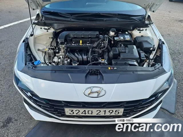 Hyundai Avante — фото 6
