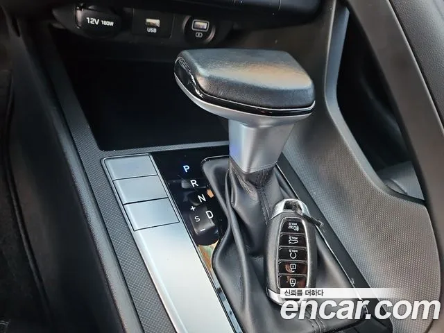 Hyundai Avante — фото 9