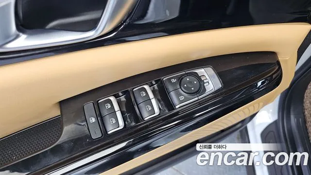 Kia Carnival — фото 13