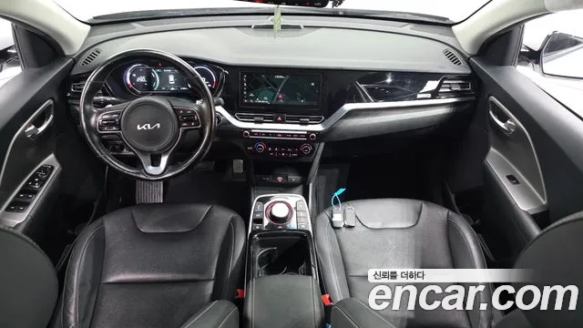 Kia Niro — фото 7