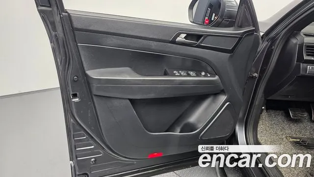 KG_Mobility_Ssangyong Rexton — фото 24