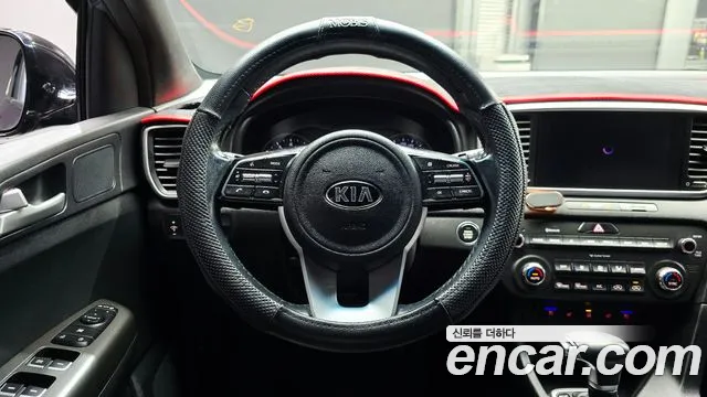 Kia Sportage — фото 14