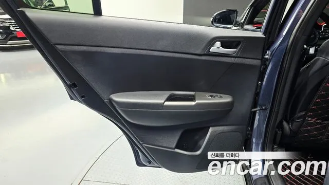 Kia Sportage — фото 24